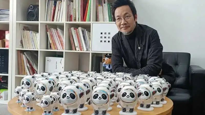 来自广州的冰墩墩已经火出圈啦