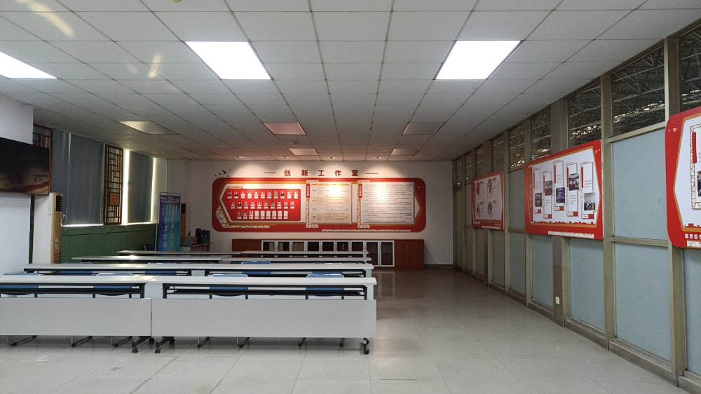 广州邮区中心—01创新工作室场地.jpg